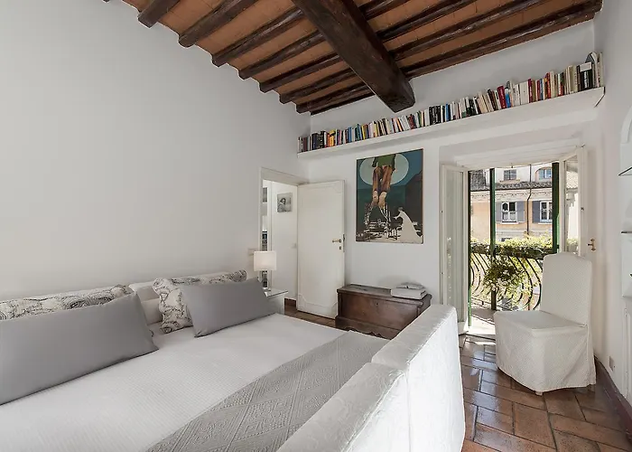 Condotti - 60 Mt From Spanish Steps *